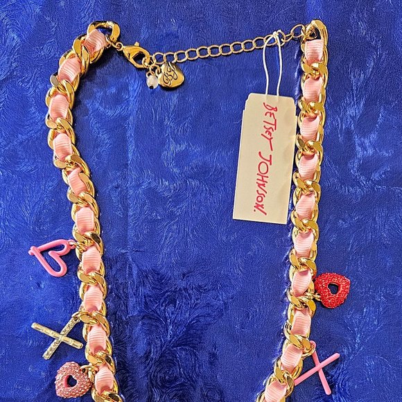 Betsey Johnson Valentine's or Any Day Charm Necklace - NWT - Picture 4 of 13